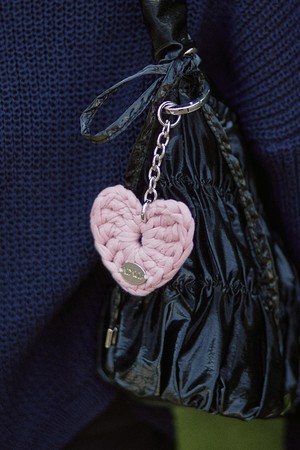 Rope heart AD charm keyring - pink