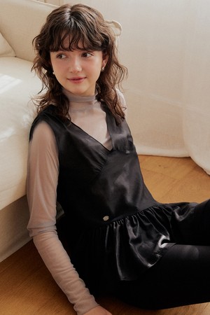 Shirring line layered chiffon bustier - black