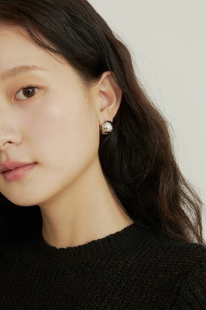 Metal ball clip earring - silver
