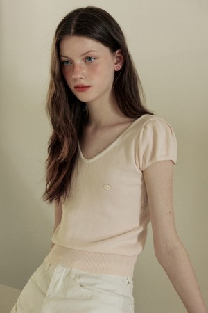 Back ribbon coloring v neck puff knit - pink