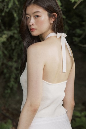 U halter neck t shirt - ivory