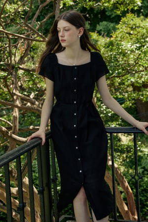 Square neck slim long dress - black