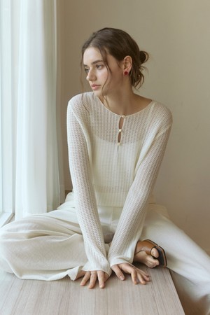 Three button net see through knit - ivory