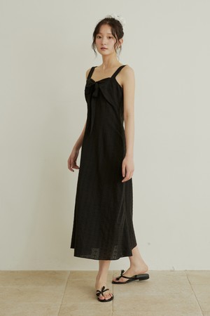 Ruffle sleeveless ribbon jacquard long dress - black