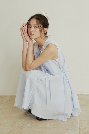 Side line button ribbon flare midi dress - sora