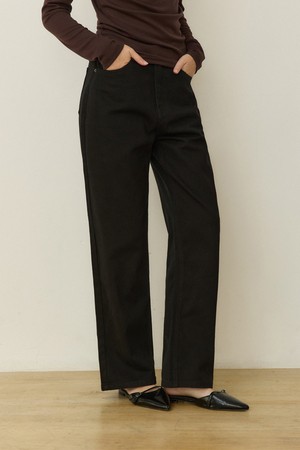 Classic stright denim pants - black