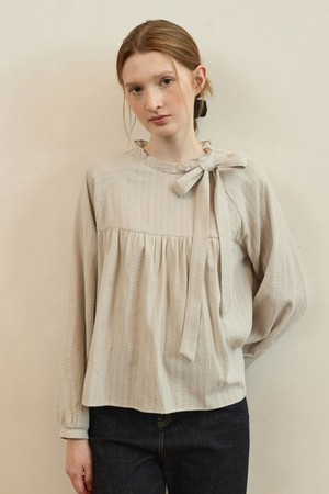 Ribbon neck frill pin jacquard blouse - blue grey