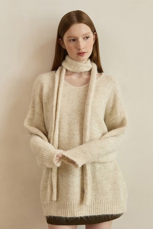 Mild v neck knit muffler set - oatmeal