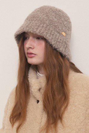 Bouckle gold clouod charm beanie - 2color