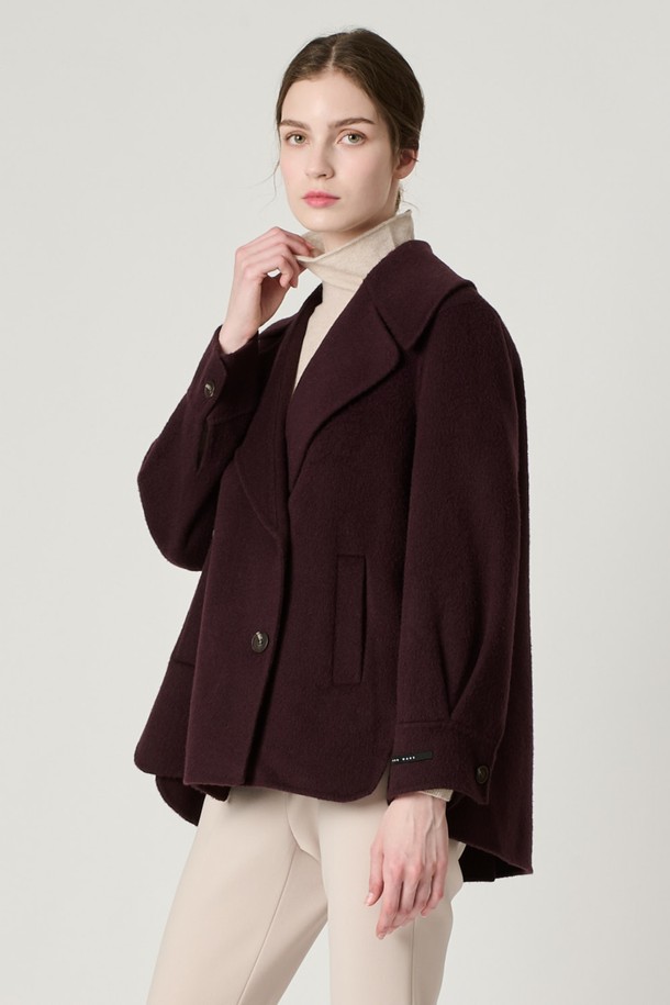 BCBG - 코트 / 패딩 - [22WT] 라마 블랜딩 핸드메이드 코트_Burgundy B2W9G19025