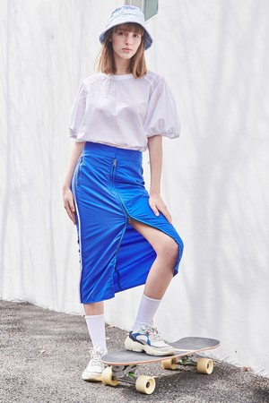 ★단독★ PIPING TRACK SKIRT ROYAL BLUE [U2M0S20157]