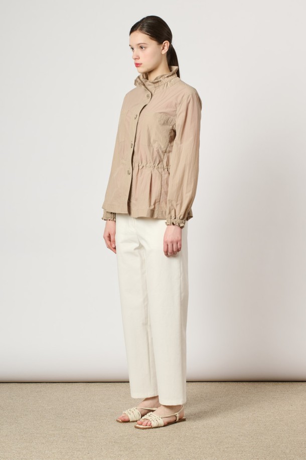 BCBG - 점퍼 - [24SU] 하이넥 드로우스트링 점퍼 - Light Beige B4M3R15071