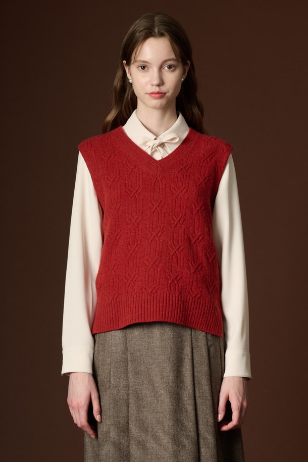 BCBG - 베스트 - [23FW]사이드 슬릿 니트 베스트 - Red B3W9K50324