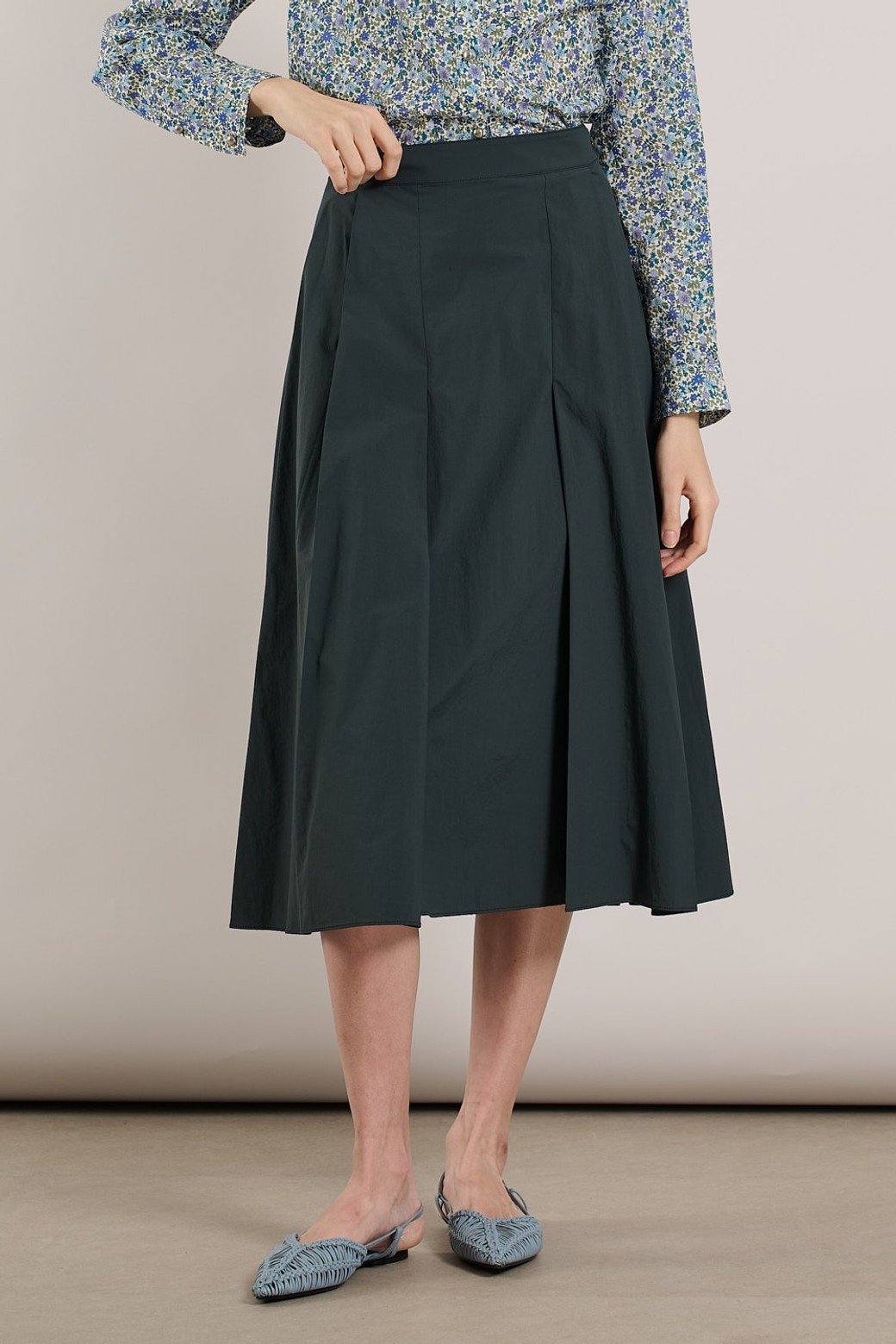 ALL&SUNDRY - 미디스커트 - [25SS] 뒷밴딩 훌 스커트 - DARK GREEN A5S2S22543