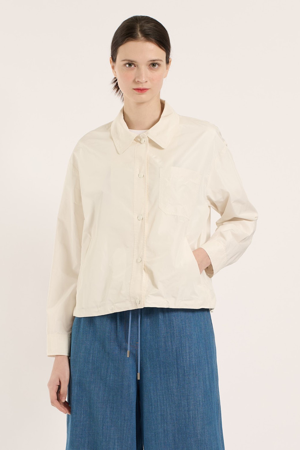 BCBG - 점퍼 - [25SM] 스탠카라 숏점퍼 - CREAM B5B3R15114