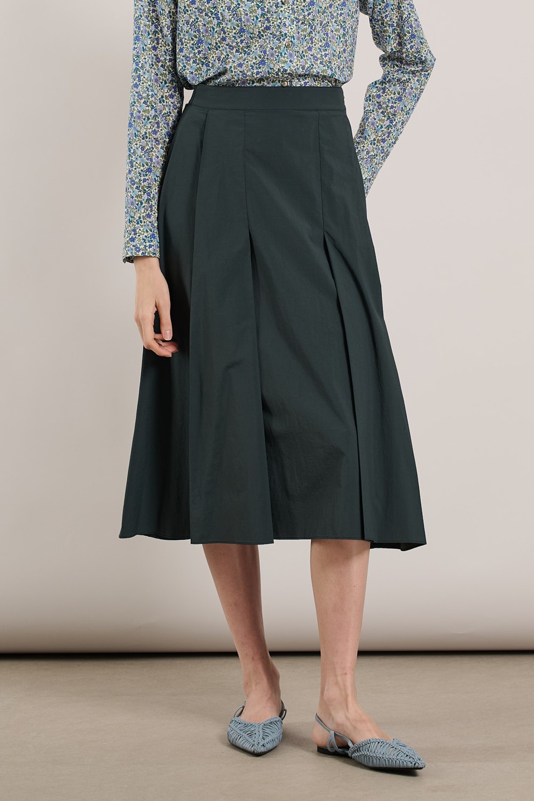 ALL&SUNDRY - 미디스커트 - [25SS] 뒷밴딩 훌 스커트 - DARK GREEN A5S2S22543