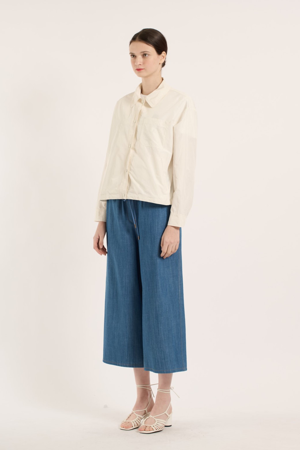 BCBG - 점퍼 - [25SM] 스탠카라 숏점퍼 - CREAM B5B3R15114