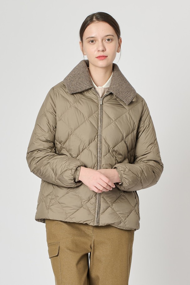 BCBG - 패딩 - [24WT]니트카라 덕다운 - DARK BEIGE B4W9G87773