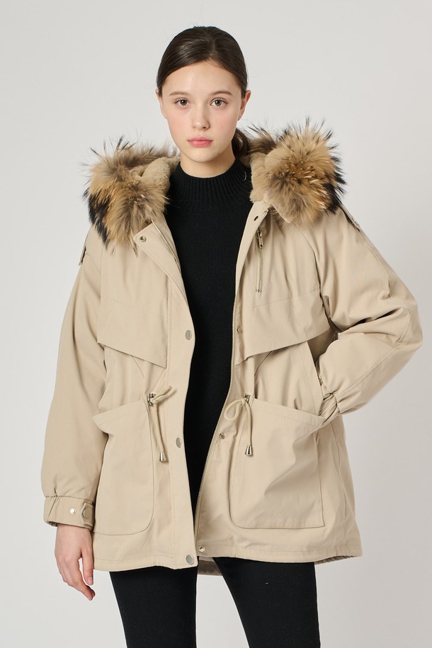 BCBG - 점퍼 - [24WT]라쿤래빗야상 점퍼 - LIGHT BEIGE B4W9G87571