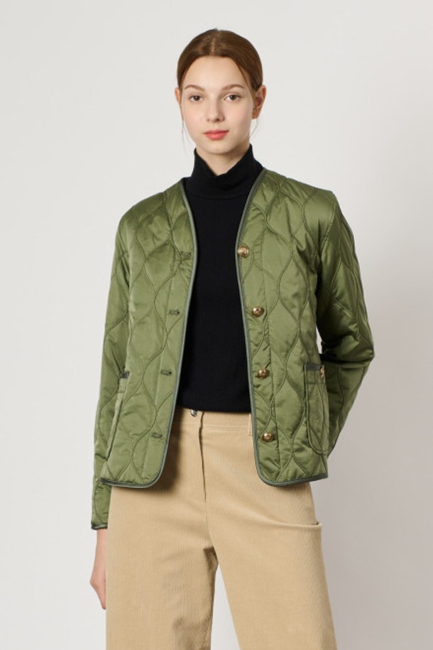 BCBG - 패딩 - [24WT] 웨이브 퀼팅 점퍼 - KHAKI B4W9R13445