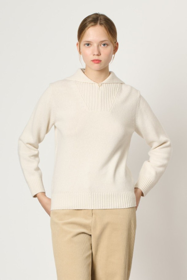 BCBG - 스웨터 - [24WT] 울 카라넥 니트 - IVORY B4WAK42613