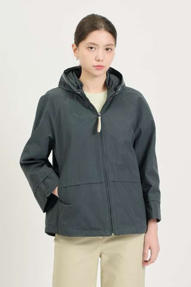 BCBG - 점퍼 - [25SP] 하프 집업 후디 점퍼 - DARK GREEN B5S2G19543