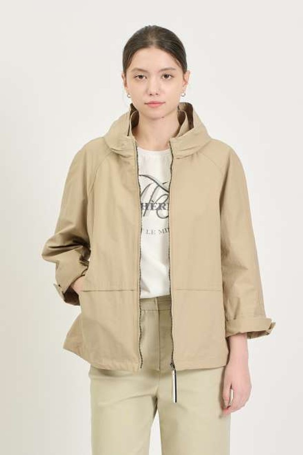 BCBG - 점퍼 - [25SP] 하프 집업 후디 점퍼 - LIGHT BEIGE B5S2G19571