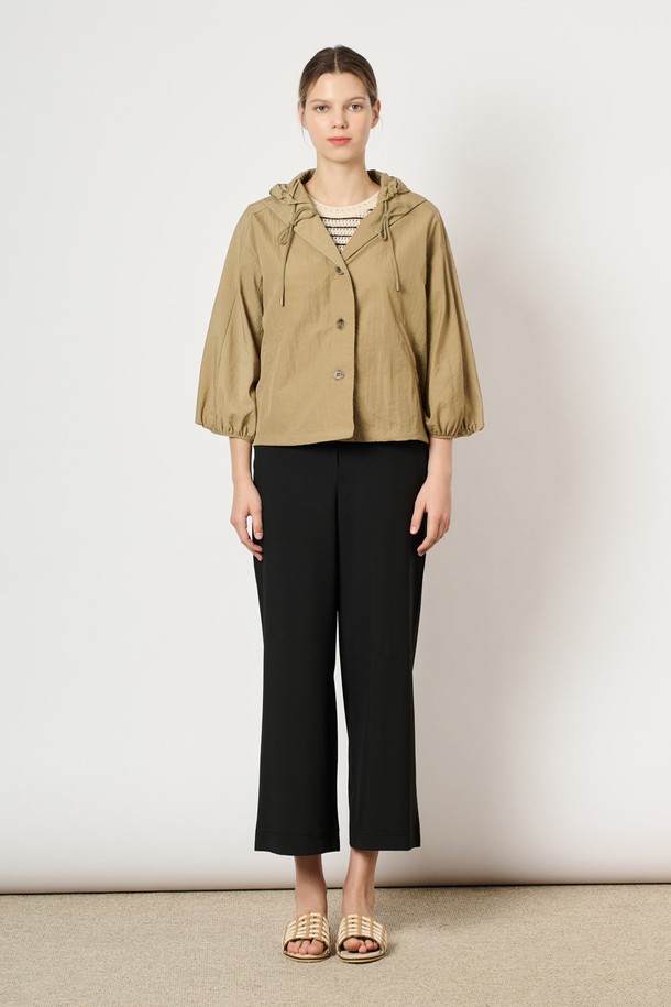 BCBG - 점퍼 - [24FA]후드 블록 캐주얼 점퍼 - Dark Beige B4F7R17073