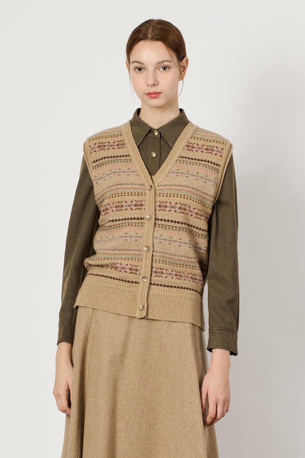 BCBG - 베스트 - [24WT] 페어아일 니트 베스트 - LIGHT BEIGE B4WAK51671