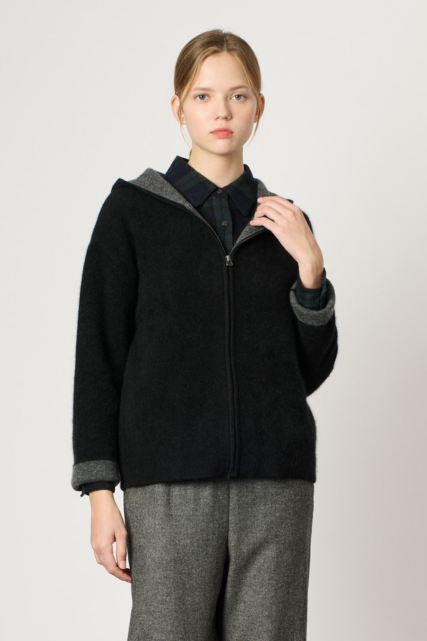 BCBG - 가디건 - [24WT] 라쿤 캐시 후드 집업 - CHARCOAL GRAY B4WAK11598