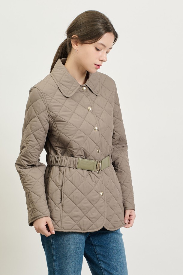 BCBG - 점퍼 - [25SP] 벨티드 퀼팅 점퍼 - KHAKI B5S1R10345