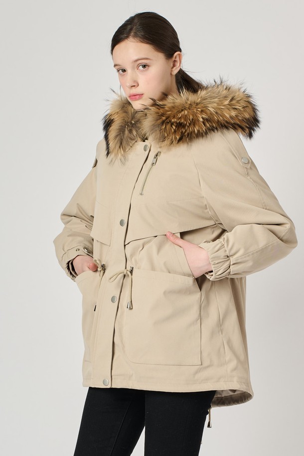 BCBG - 점퍼 - [24WT]라쿤래빗야상 점퍼 - LIGHT BEIGE B4W9G87571