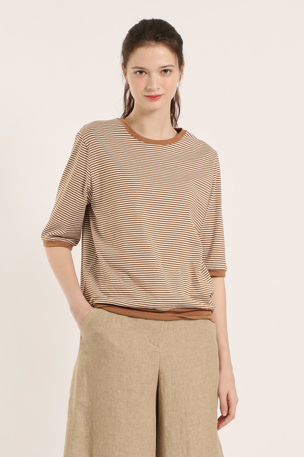 BCBG - 반소매 티셔츠 - [25SM] 면모달 스트라이프 티셔츠 - BROWN B5B3X40674