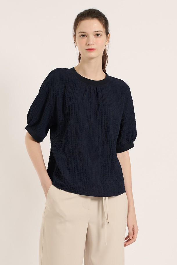 BCBG - 블라우스 - [25SM] 쉐이크 반팔 블라우스 - DARK NAVY B5B4B48356