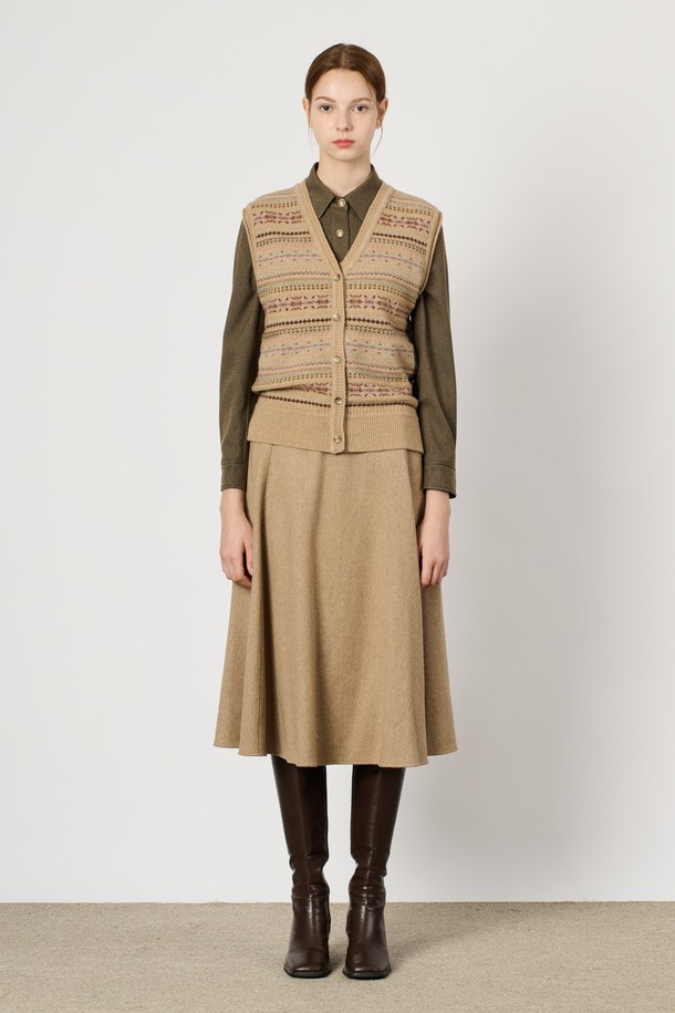 BCBG - 베스트 - [24WT] 페어아일 니트 베스트 - LIGHT BEIGE B4WAK51671