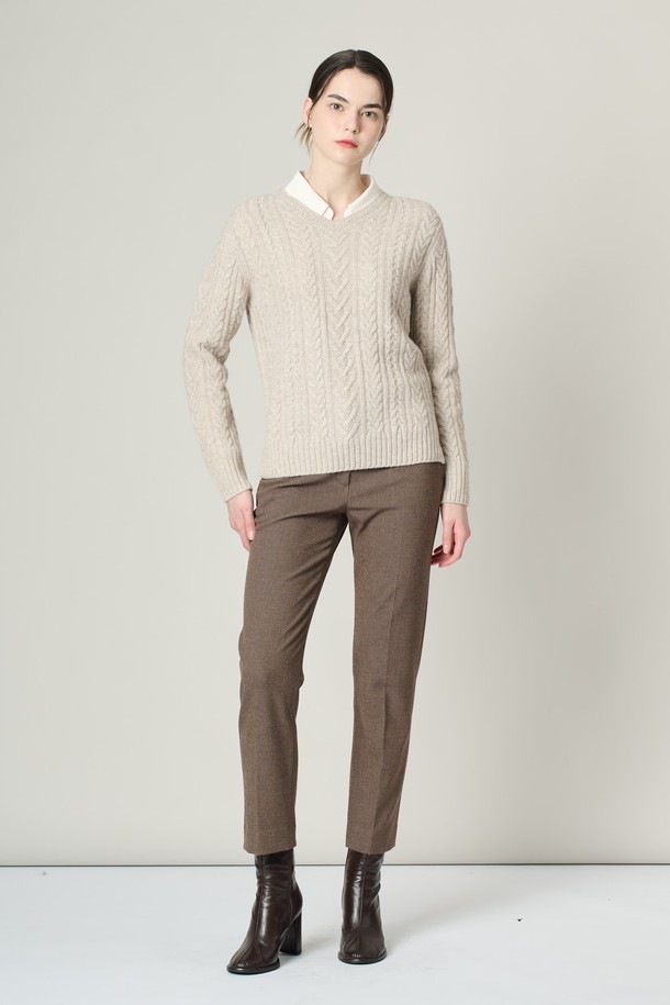 ALL&SUNDRY - 스웨터 - [24WT] 케이블 V넥 니트 탑 - LIGHT BEIGE A4WAK33371