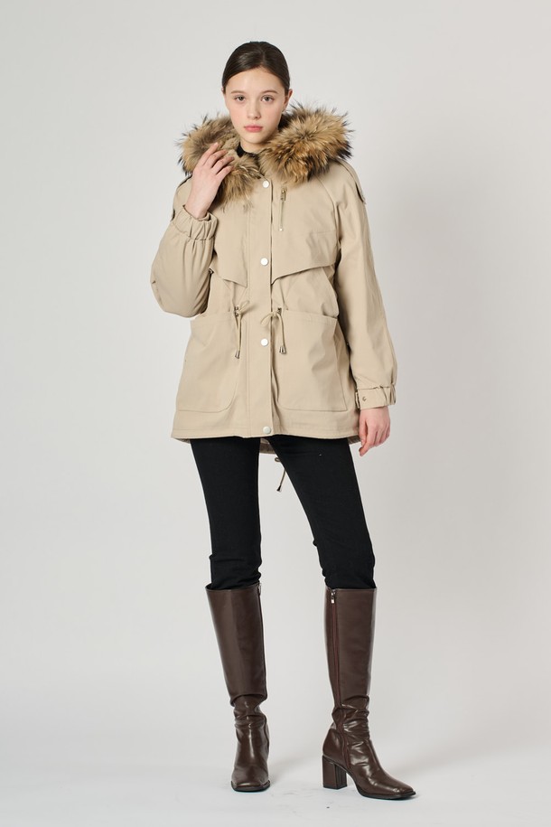 BCBG - 점퍼 - [24WT]라쿤래빗야상 점퍼 - LIGHT BEIGE B4W9G87571