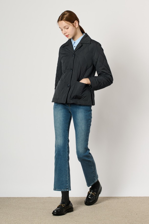 BCBG - 패딩 - [24WT] 퀼티드 카라 패딩 점퍼 - DARK NAVY B4W9R13756