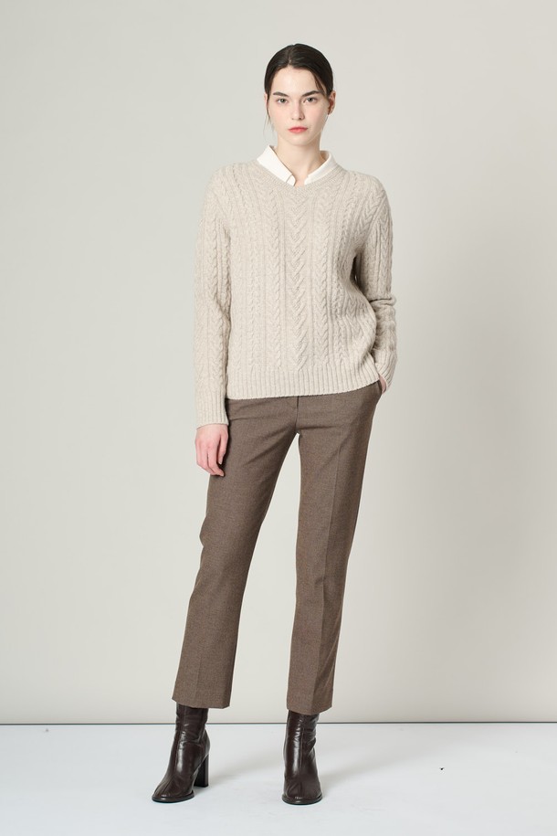 ALL&SUNDRY - 스웨터 - [24WT] 케이블 V넥 니트 탑 - LIGHT BEIGE A4WAK33371