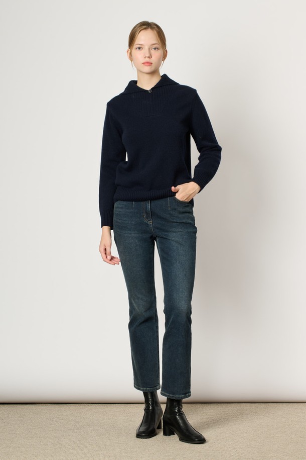 BCBG - 스웨터 - [24WT] 울 카라넥 니트 - NAVY B4WAK42655