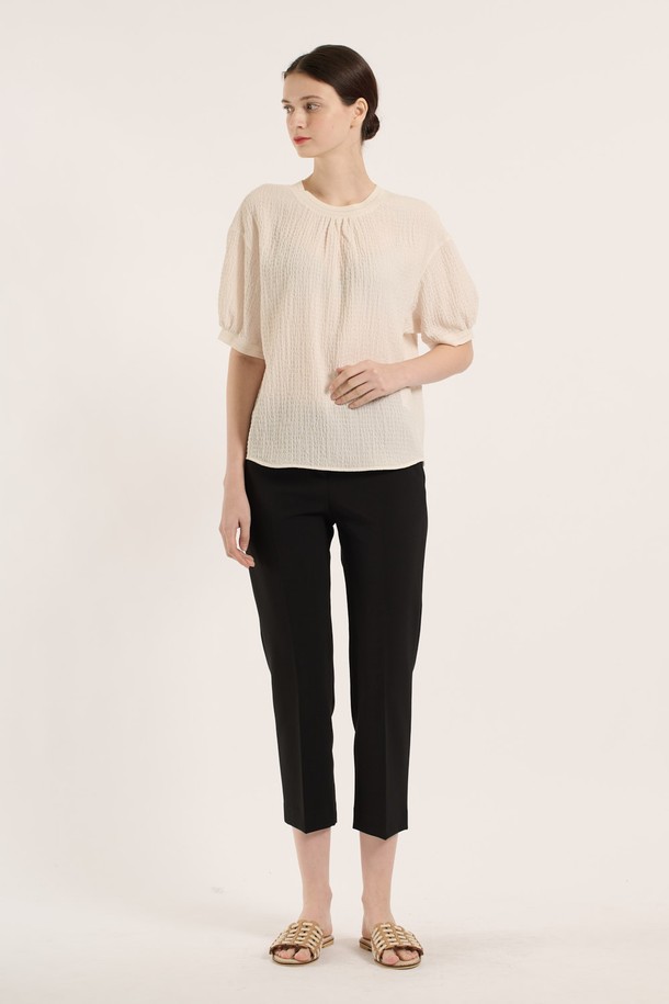 BCBG - 블라우스 - [25SM] 쉐이크 반팔 블라우스 - CREAM B5B4B48314