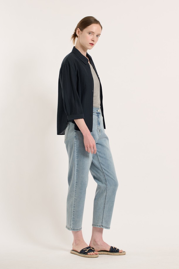 BCBG - 셔츠 - [25SU] 세로결 텐셀 셔츠 - NAVY B5M4B48355
