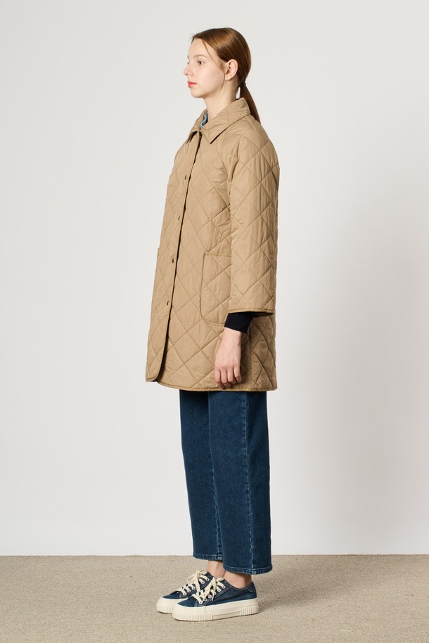 BCBG - 패딩 - [24WT] 퀼티드 패딩 점퍼 - DARK BEIGE B4W9R12573