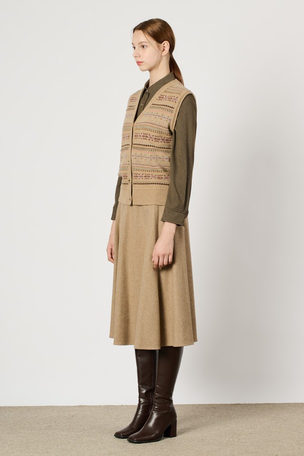 BCBG - 베스트 - [24WT] 페어아일 니트 베스트 - LIGHT BEIGE B4WAK51671