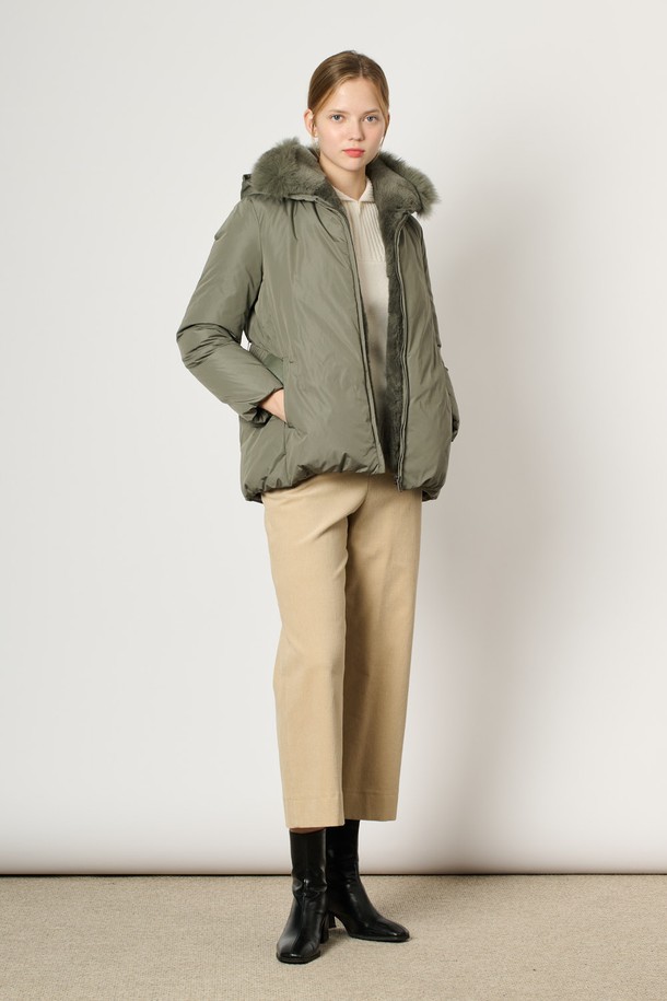 BCBG - 패딩 - [24WT] 폭스 퍼 벨트 다운 - LIGHT KHAKI B4WAF83281