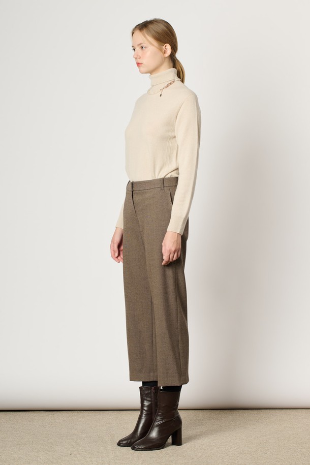 BCBG - 롱/미디팬츠 - [24WT] 레직기 스트레이트 팬츠 - DARK BEIGE B4WAP32573