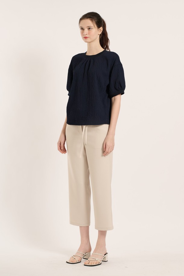 BCBG - 블라우스 - [25SM] 쉐이크 반팔 블라우스 - DARK NAVY B5B4B48356