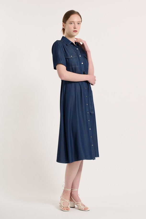 BCBG - 반소매 원피스 - [25SU] 벨티드 포켓 데님 원피스 - INDIGO B5M4O68460