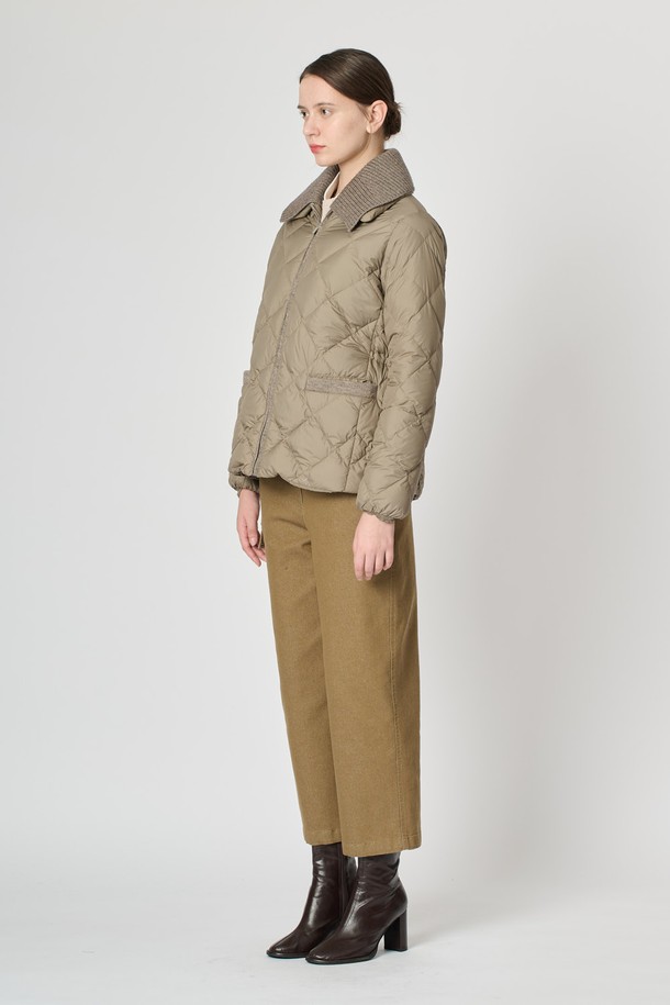 BCBG - 패딩 - [24WT]니트카라 덕다운 - DARK BEIGE B4W9G87773