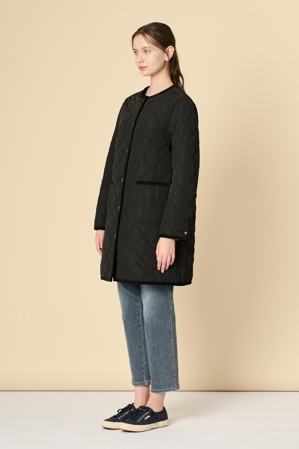 BCBG - 점퍼 - [24WT]라운드 퀼팅 점퍼 - BLACK B4W9R13199